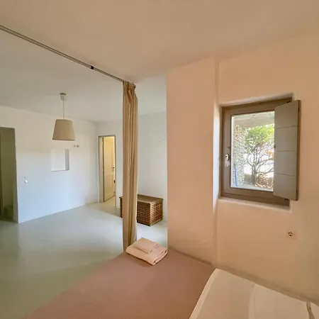 Aegean Wings Maisonette Ioulis