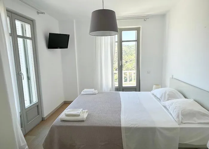 Aegean Wings Maisonette *