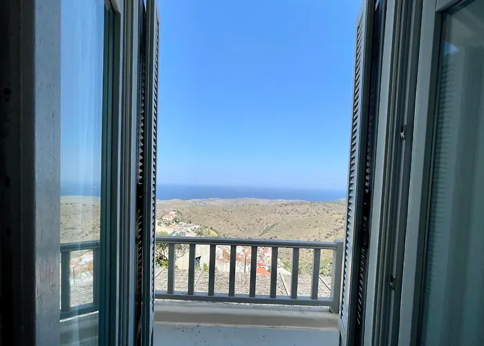 Aegean Wings Maisonette * Ioulis